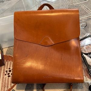 VereVerto Leather Backpack
